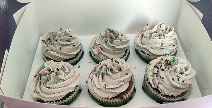 6 cupcakes dans un carton